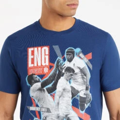 UMBRO Mens Grafitti England Rugby TShirt (Navy) 6 UMBRO Mens Grafitti England Rugby TShirt (Navy) -Ball Sports Shop k048c6f2b1e61c257e2038bbbd1a5e399