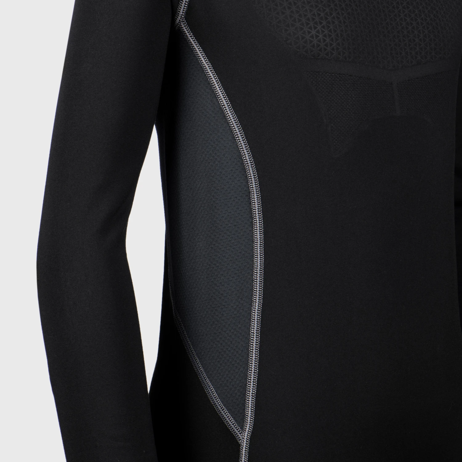 Kids' Long-Sleeved Rugby Base Layer Top R500 4 Kids' Long-Sleeved Rugby Base Layer Top R500 - Image 4