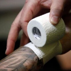 Steroplast EAB Tearlite Elastic Adhesive Bandage - 4.5m Long - 36 Rolls 7 Steroplast EAB Tearlite Elastic Adhesive Bandage - 4.5m Long - 36 Rolls -Ball Sports Shop keec578b0e8c3e1b16893adc6e5d40ee3